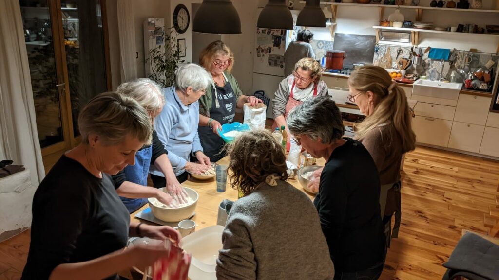 9c706d7c fd83 48bf b39c f5978ca89ede